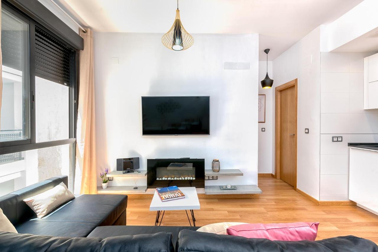 דירות מאלגה Atico Con Terraza Ac 1Hab En El Centro Y Piscina Comunitaria מראה חיצוני תמונה